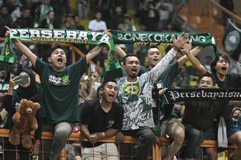 kompas76