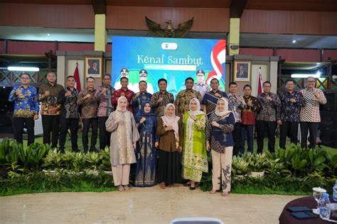 sambut